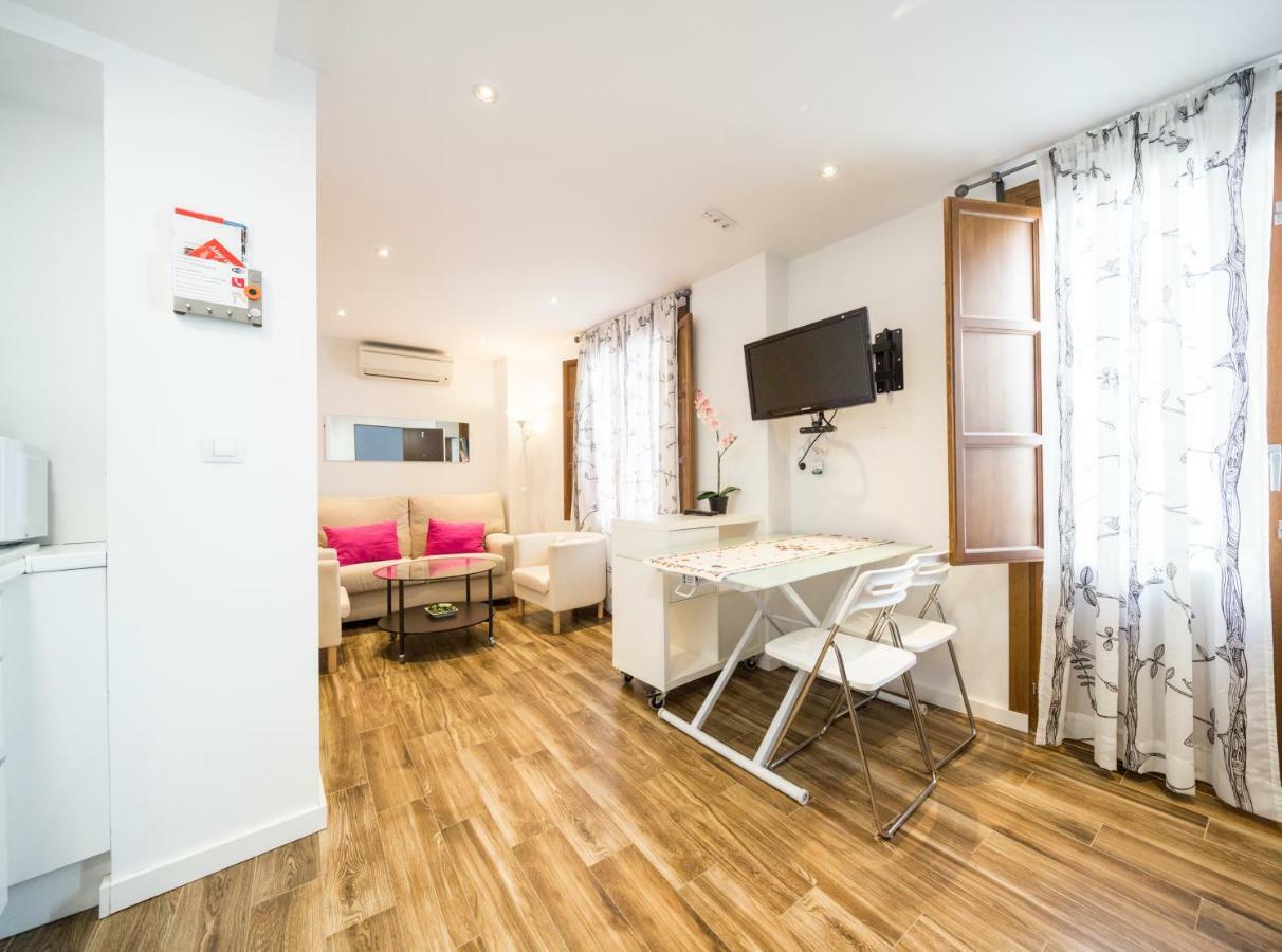 Livings En Elvira Centro Apartment Granada Bagian luar foto